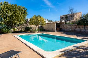 Sa Barcella in Sineu, Majorca Center für 2 