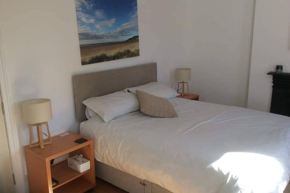 Lovely Victorian House close to the sea in North Wales in Bangor, Snowdonia