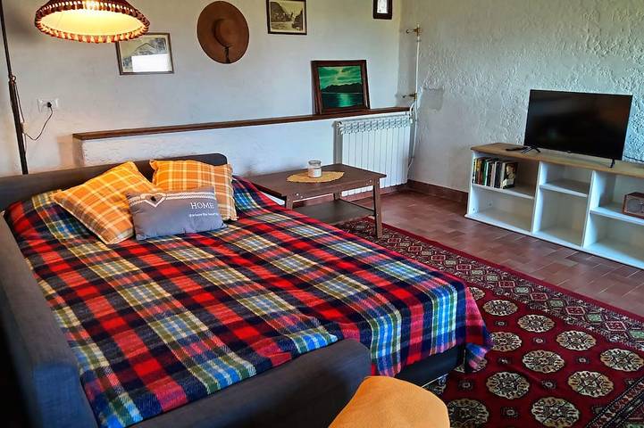 Location de vacances pour 6 personnes, avec jardin et balcon à Netro - 2