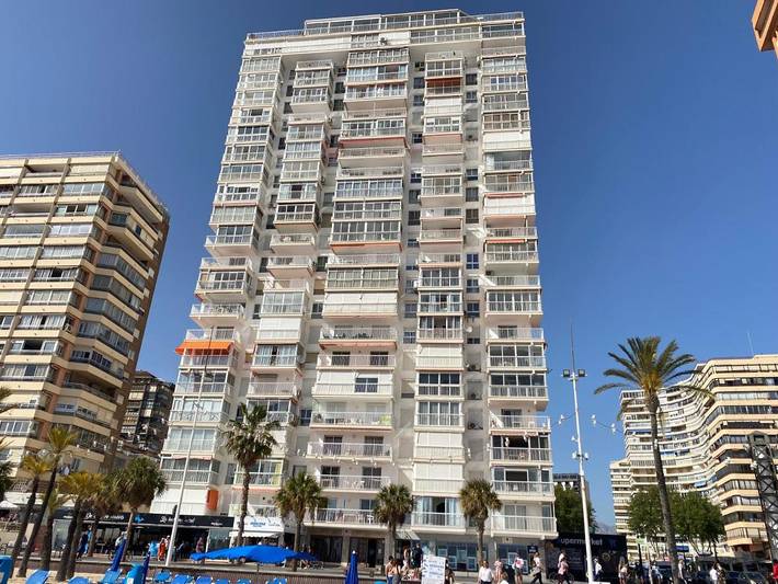 Casa rural para 10 personas, con piscina y terraza en Benidorm - 3