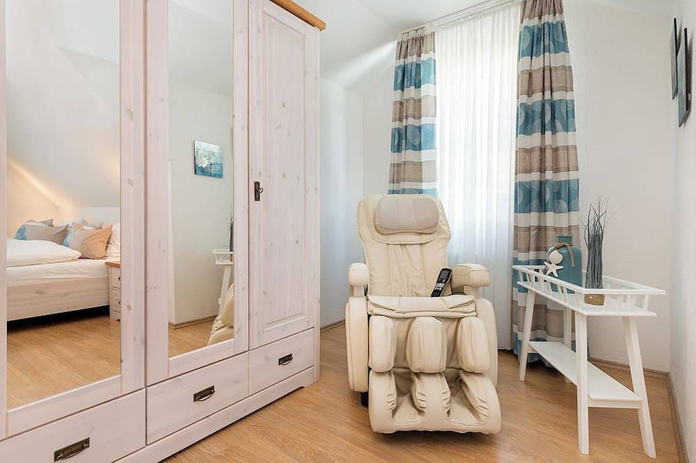 Freistehendes Ferienhaus│3 Schlafzimmer│2 Bäder │Whirlpool│Sauna│Wlan in Zingst, Fischland - Darß - Zingst