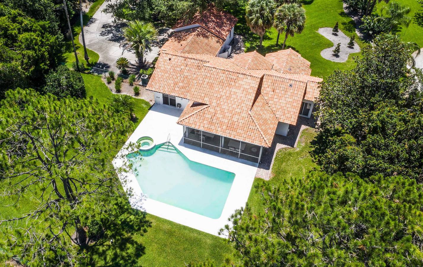 Swiss 23 - Lake Stephanie in Lake County