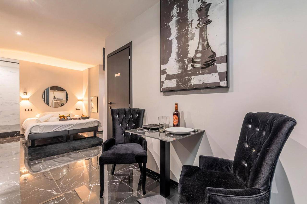 Appartement entier, Apartment - Ground Floor in Béthune, Région de Béthune