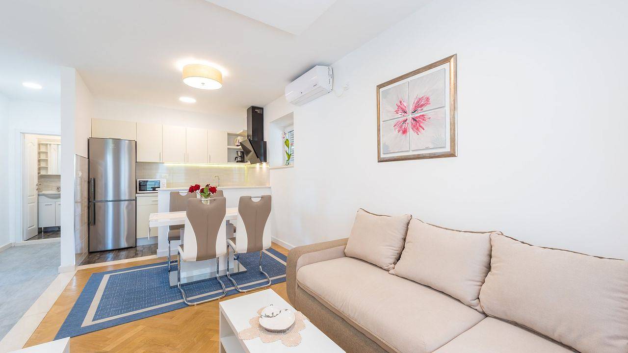 Entire holiday apartment, Ferienwohnung für 4 Personen (75 m²) in Dubrovnik in Dubrovnik, Grad Dubrovnik