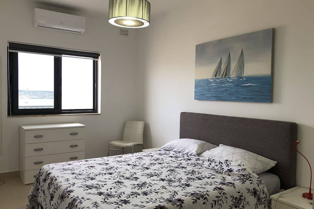 Ganze Wohnung, Eine neue und moderne Wohnung mit Meerblick. Ein entspannender Ort zum Verweilen in il-Mellieha, Mellieha
