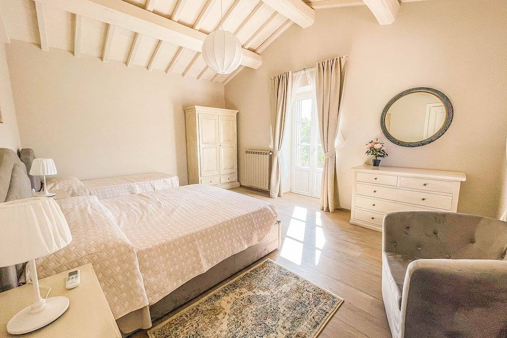 Villa with garden, private pool and air conditioning. Panoramic views!! in Montecchio, Provinsen Terni