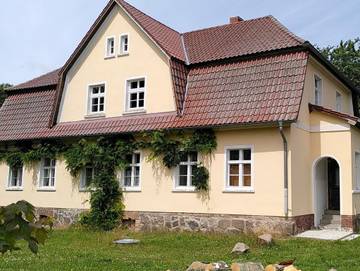 Ferienwohnung für 3 Personen, mit Terrasse und Garten in Rubkow