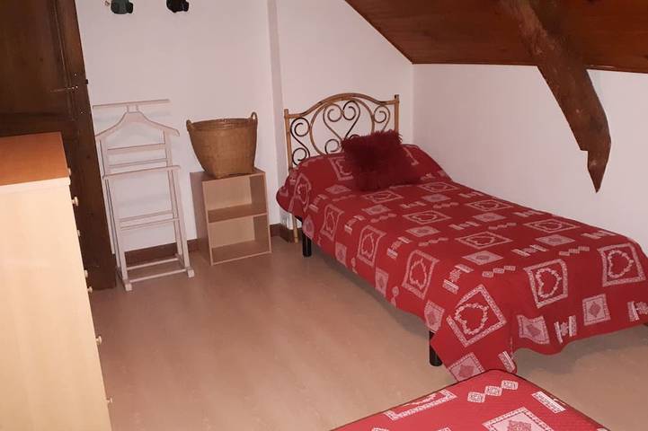 Location de vacances pour 5 personnes, avec jardin à Saint-Mamet - 3