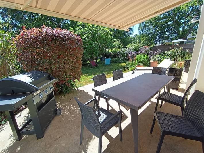 Gîte pour 6 personnes, avec terrasse et jardin dans Theix-Noyalo - 2