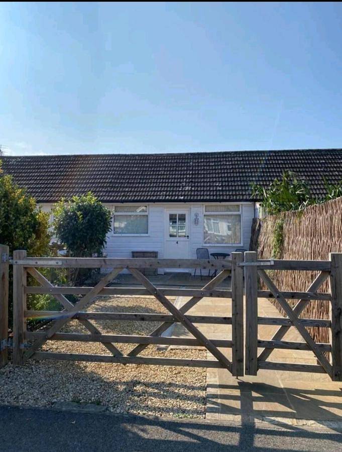 Holiday rental for 4 people, with Terrace and Garden in Hayling Island