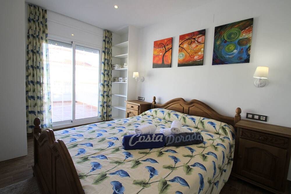 Gallo Gran villa en playa, piscina y wifi gratis in Miami Playa, Costa Dorada