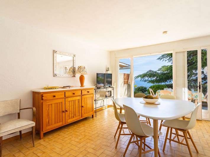 Ferienwohnung für 6 Personen, mit Terrasse und Garten in Le Lavandou - 4
