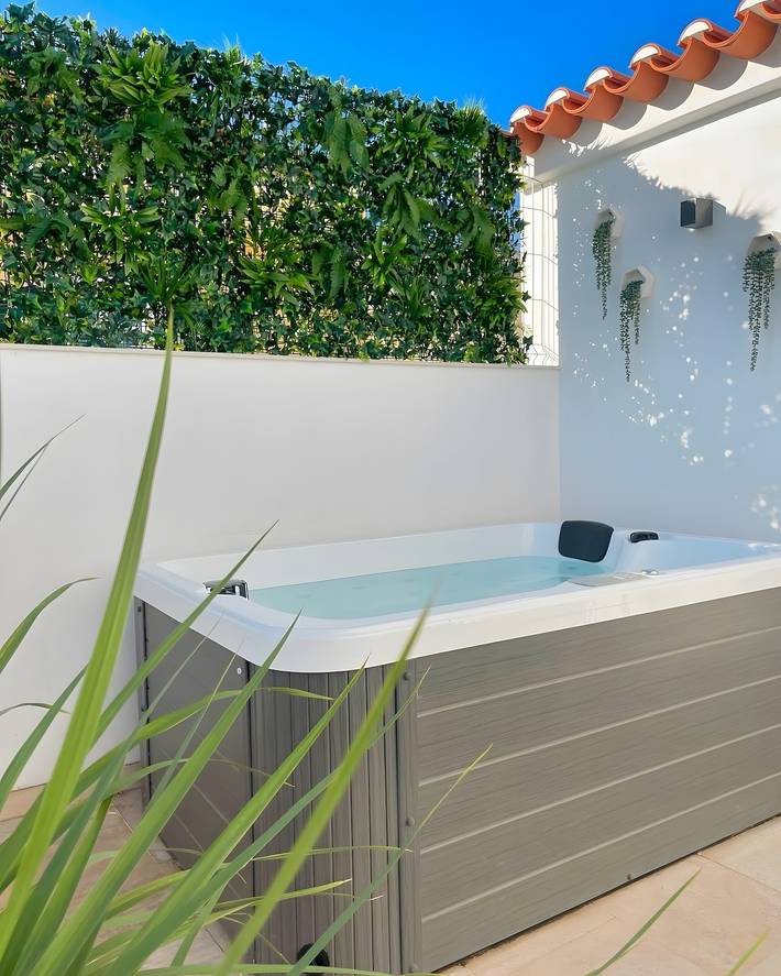 Casa Lusitano With Jacuzzi by Valada Village in Valada, Tejo River