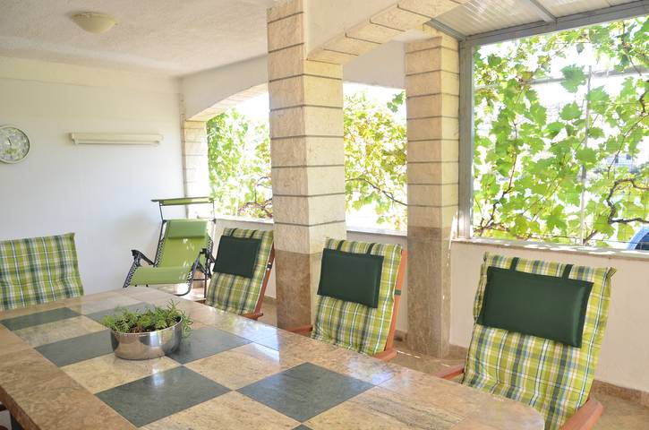 Apartament wakacyjny dla 5 osób, z balkon/ taras w Kanica