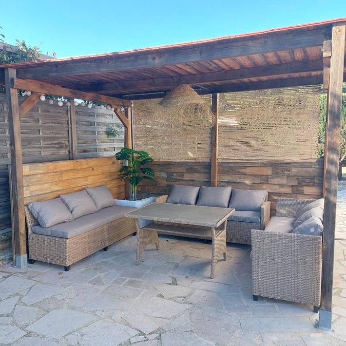 Villa pour 8 personnes, avec piscine ainsi que vue et jardin, adapté aux familles à Calafat - 4