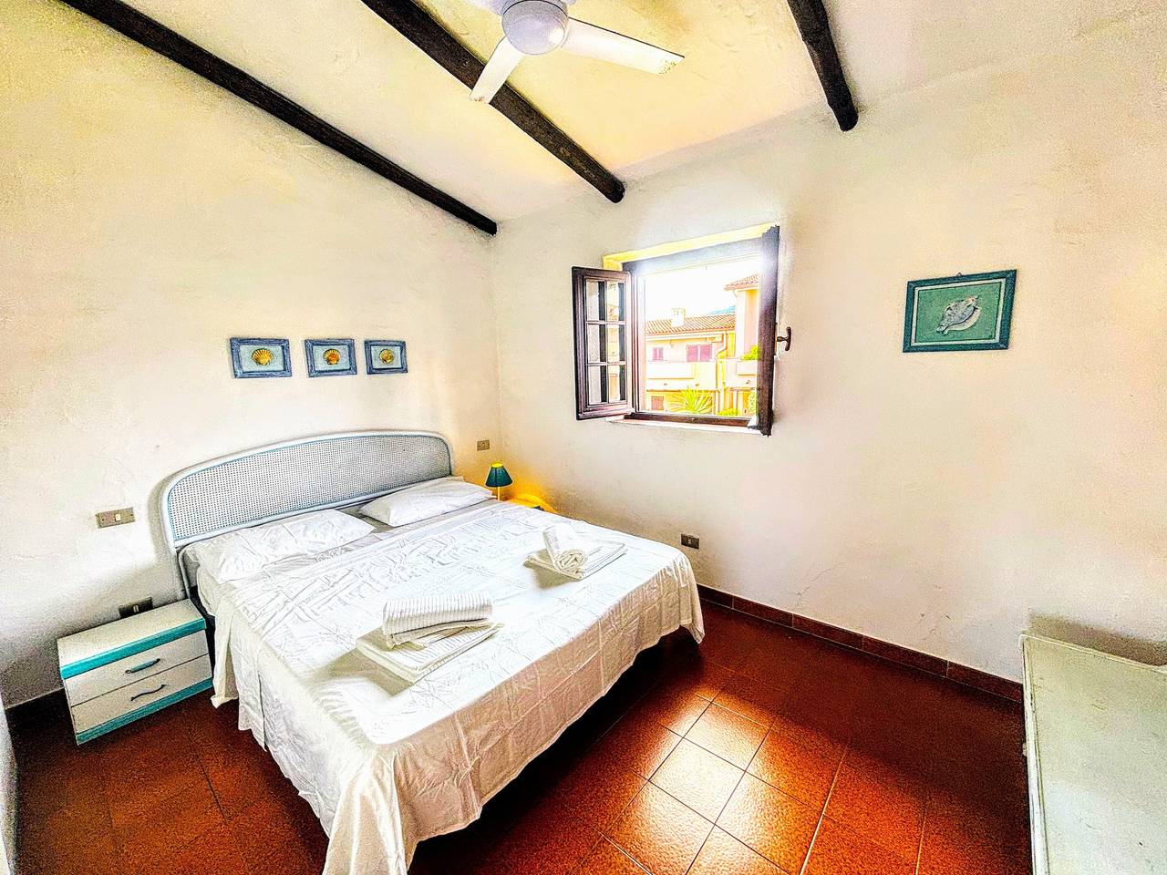 Casa delle Meraviglie – Fronte Mare con Vista Mare, Terrazza Privata e Wi-Fi in Cannigione, Arzachena