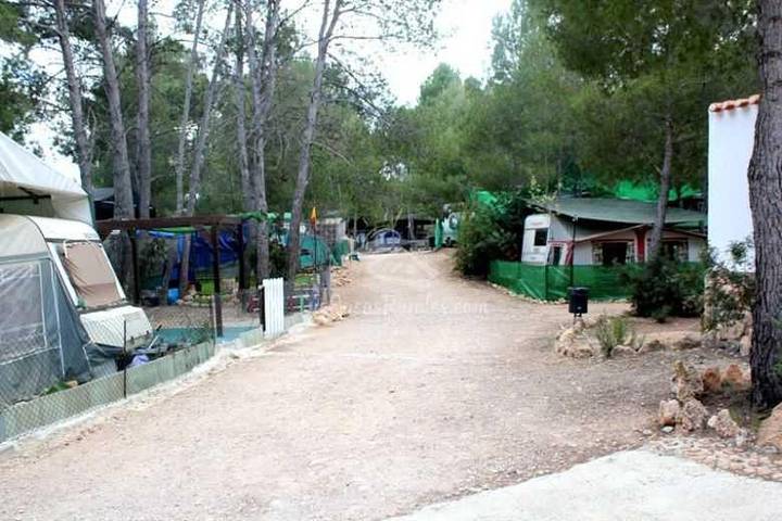 Camping für 6 Personen, mit Terrasse und Garten sowie Pool und Ausblick in Kastilien-La Mancha - 3
