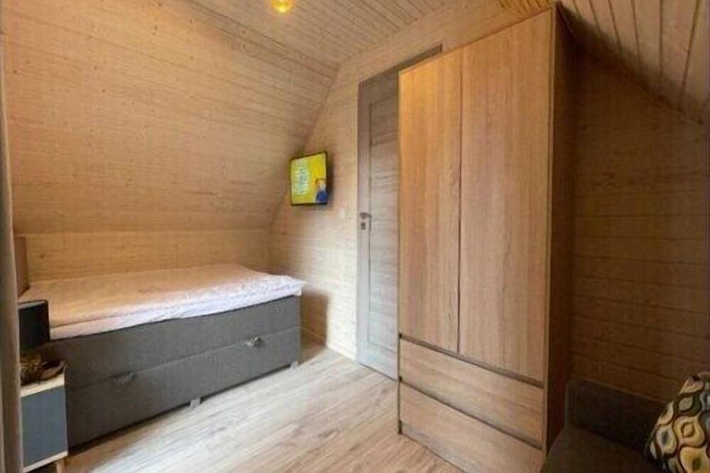 Haus für 6 mit Swimmingpool in Mrzeżyno, Powiat gryficki