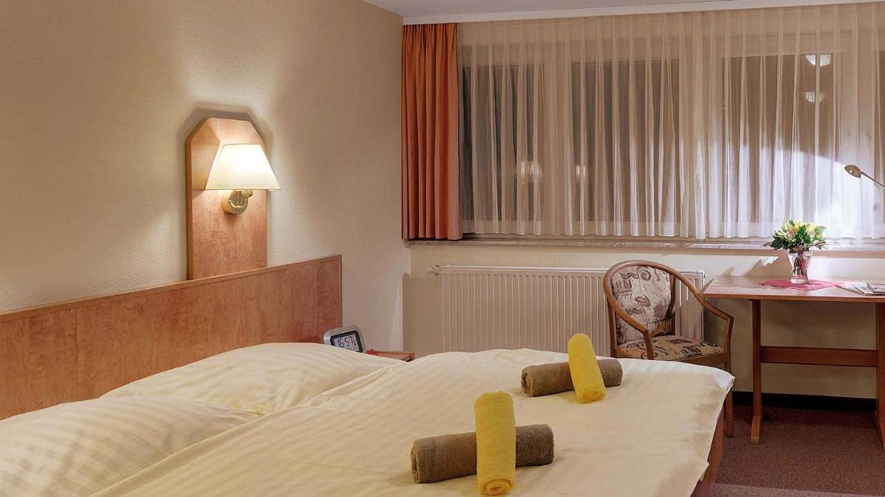 Hotel Thüringenschanze in Oberhof, Rennsteig (weg)
