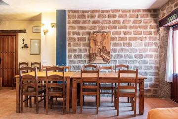 Villa With Pool for 14 People in Fariza, Castile-Leon, Photo 4