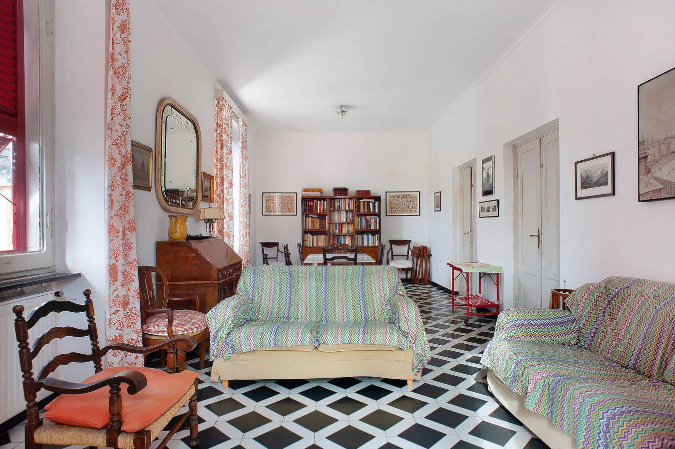 Appartement entier, Appartement 'Casa Fantoni' avec balcon, Wi-Fi et climatisation in Levanto, Commune de Levanto