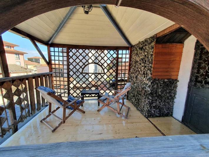 Appartamento per 6 persone, con Balcone e Terrazza nonché Panorama a Pero