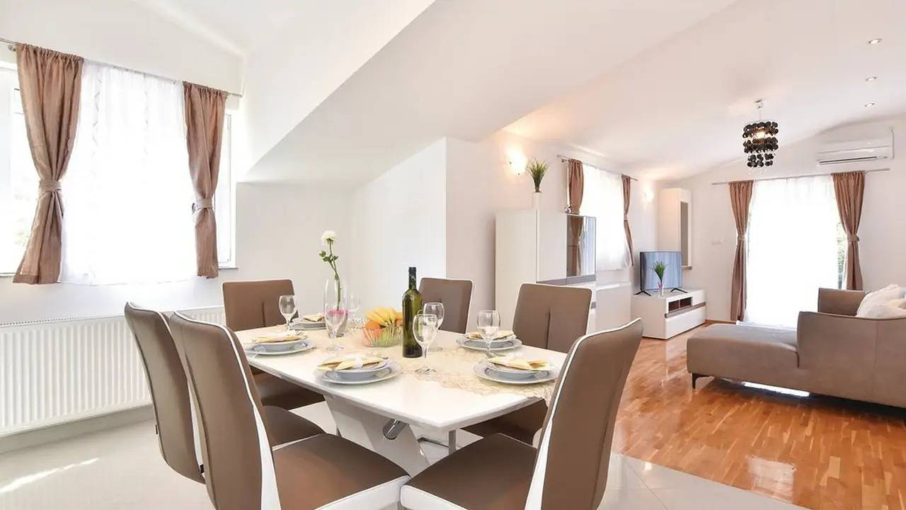 Ferienhaus für 8 Personen (185 m²) in Grab in Dalmatinisches Zagora