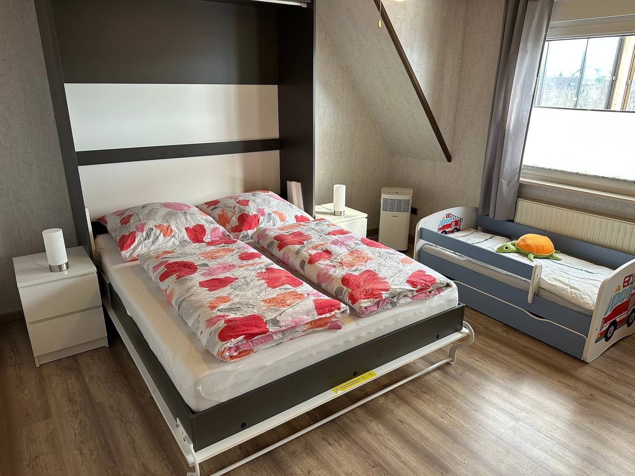 Apartamento entero, Apartamento 'Taunusnest' con terraza privada, Wi-Fi y aire acondicionado in Hünstetten, Distrito de Rheingau-Taunus