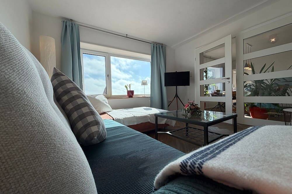 Ferienwohnung Blütenreich mit Meerblick im Langhaus Aussichtsreich in Oland, Langeneß