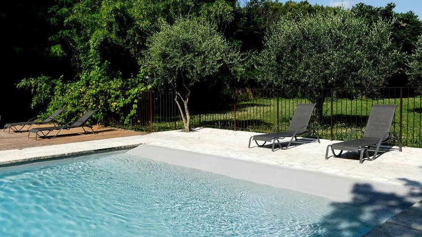 Maison d’hôte pour 2 personnes, avec terrasse ainsi que jardin et piscine à Oppède - 4