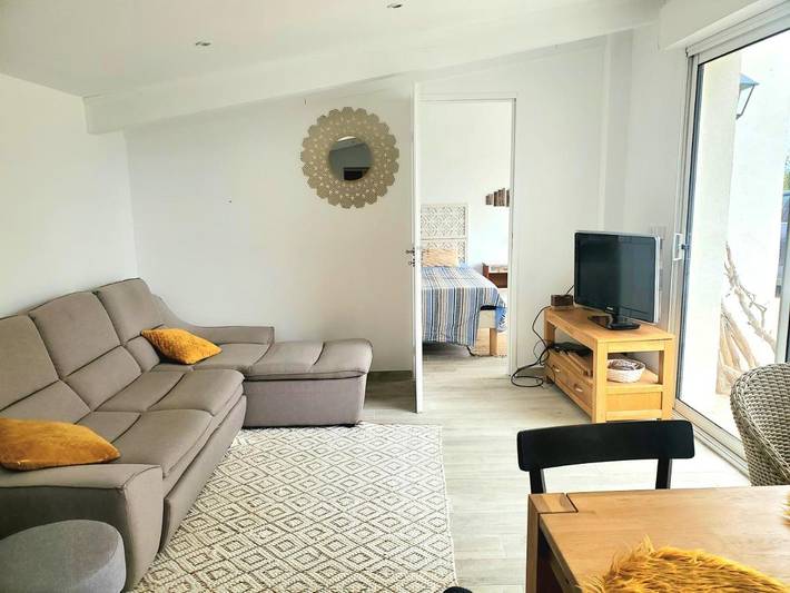 Location de vacances pour 6 personnes, avec vue ainsi que terrasse et jardin à Chatuzange-le-Goubet