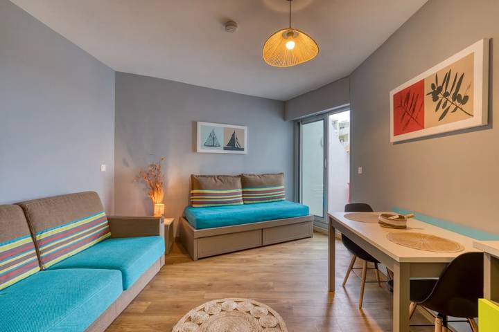 Hel enrumslägenhet, Studio with Terrace on the Beach in La Grande Motte – Renovated 2026 in La Grande-Motte, Medelhavskusten (Frankrike)