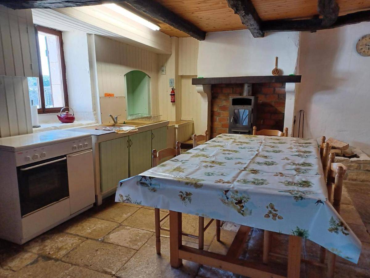 Honeysuckle Cottage at Gites de la Vienne in Chaunay, Vienne (France)