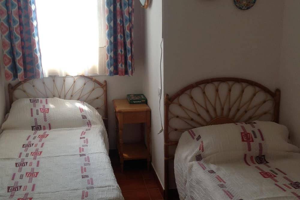 Appartement entier, Appartement avec piscine et jardins in Arenal d'en Castell, Es Mercadal