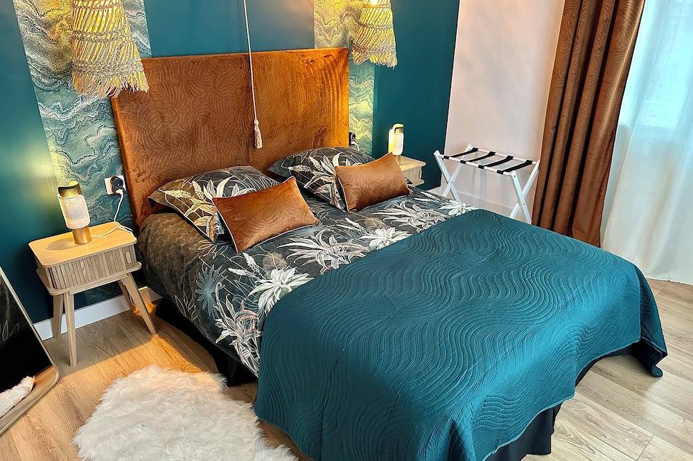 Entire apartment, \"Au Gray des flots\" riverside apartment Pets welcome in Gray, Haute-Saône