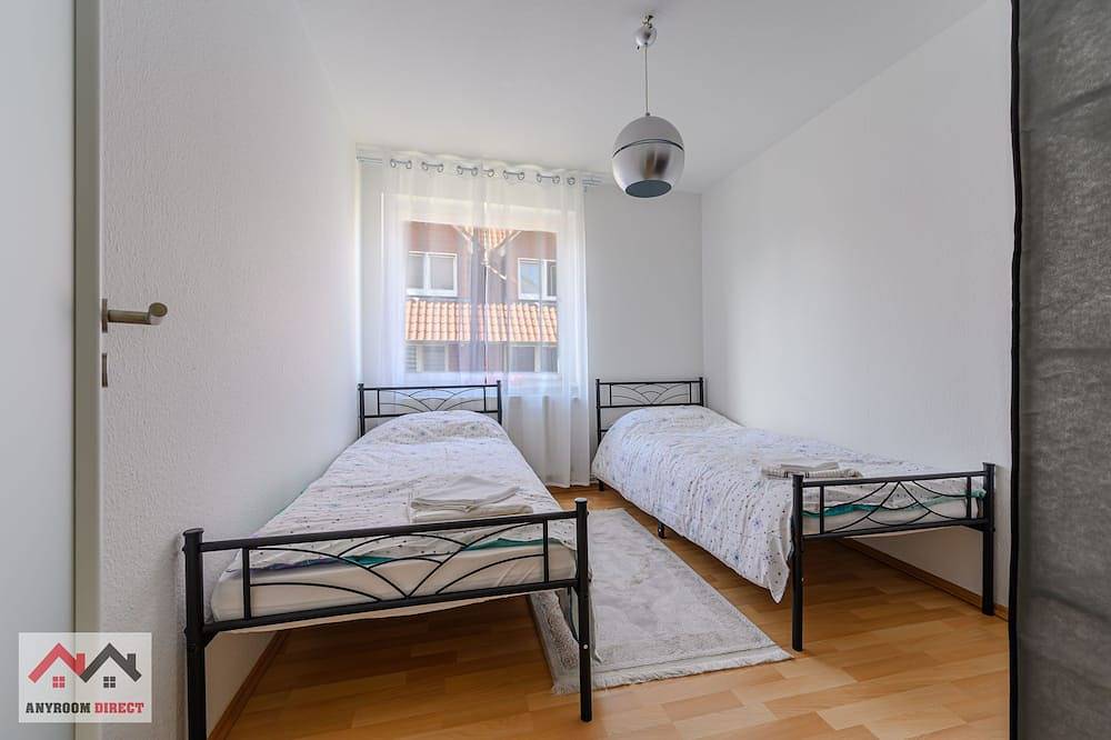 Entire apartment, 1.9 km to the fair 3-room apartment in Laatzen in Grasdorf (Laatzen), Laatzen