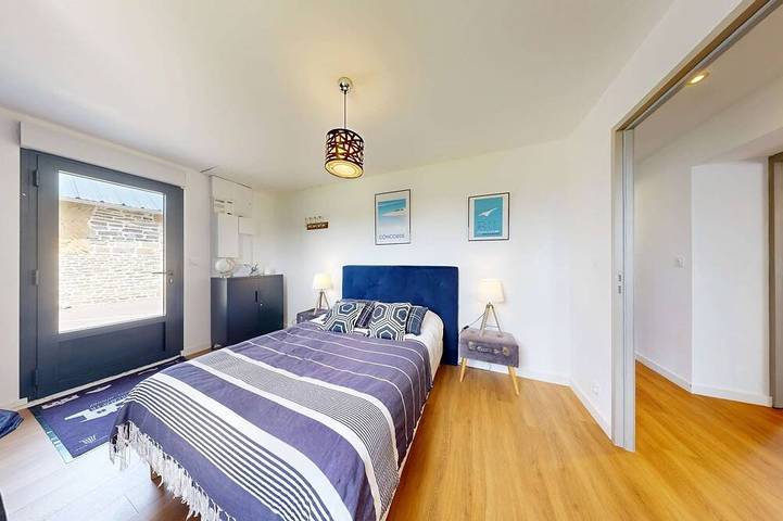 Location de vacances pour 25 personnes, avec jardin et jacuzzi dans La Haye-Pesnel - 2