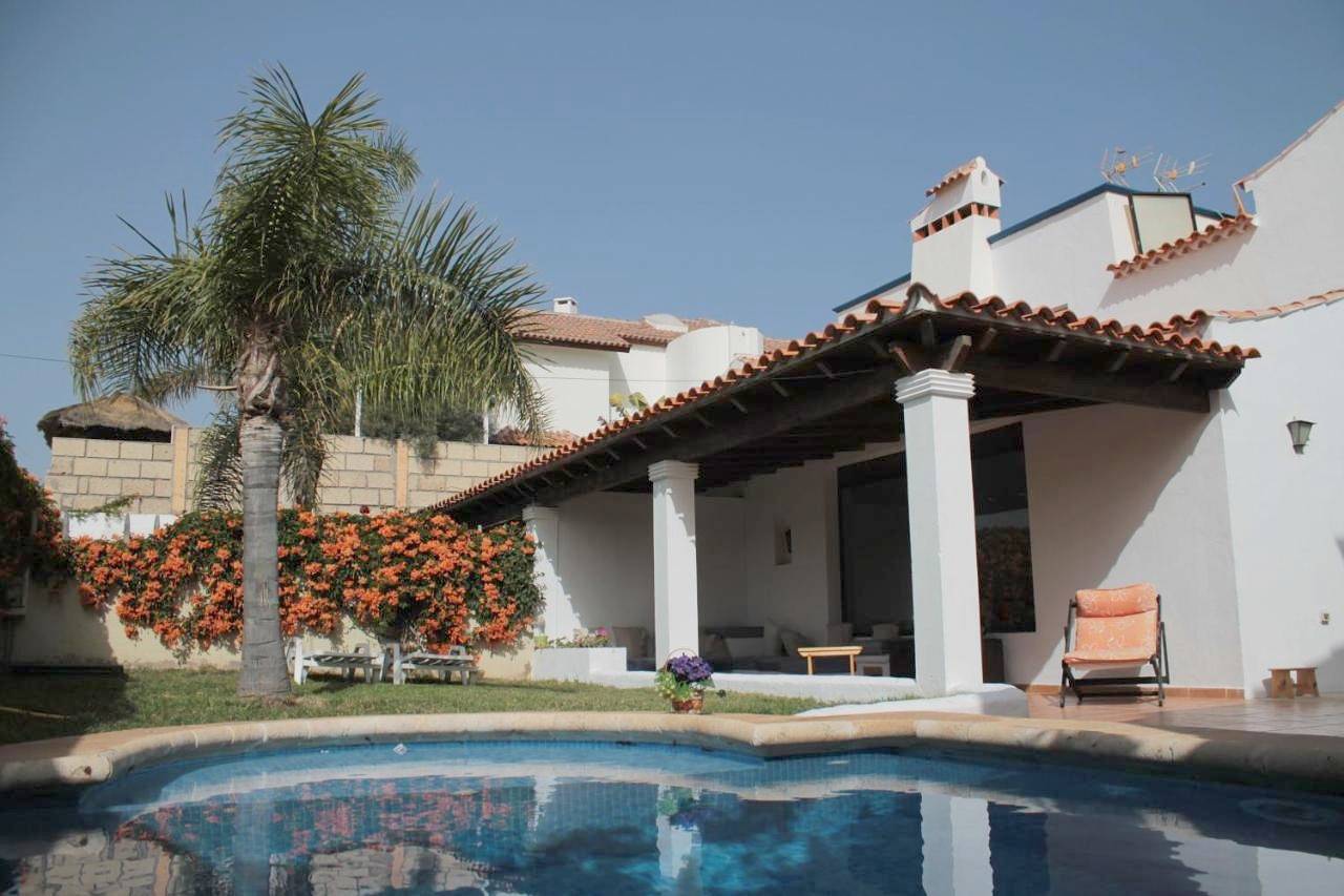 Double Room with Shared Bathroom in Playa del Duque, Adeje