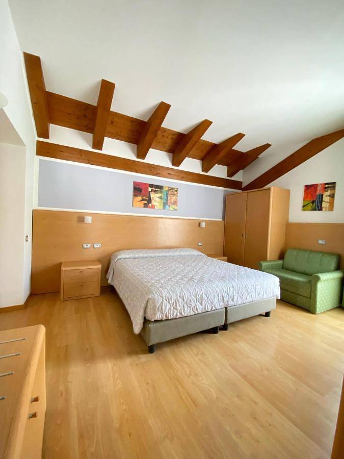 Hôtel pour 3 personnes, avec vue et jardin, animaux acceptés à Levico Terme - 3