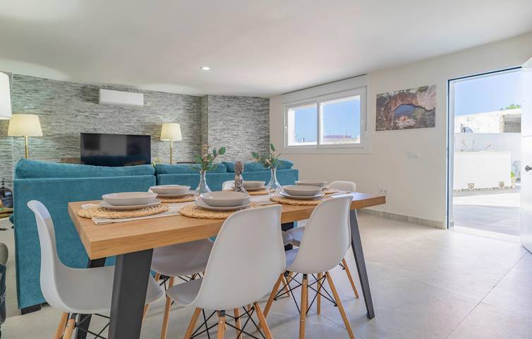 Benalup Oase: Modernes Apartment mit Pool, Grill und AC in Benalup-Casas Viejas, Costa de la Luz