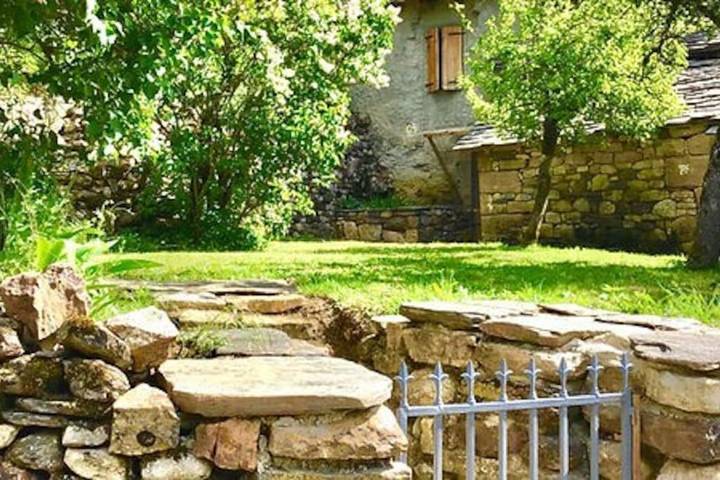 Location de vacances pour 9 personnes, avec Terrasse ainsi que Jardin et Vue à Mas-d'Orcières