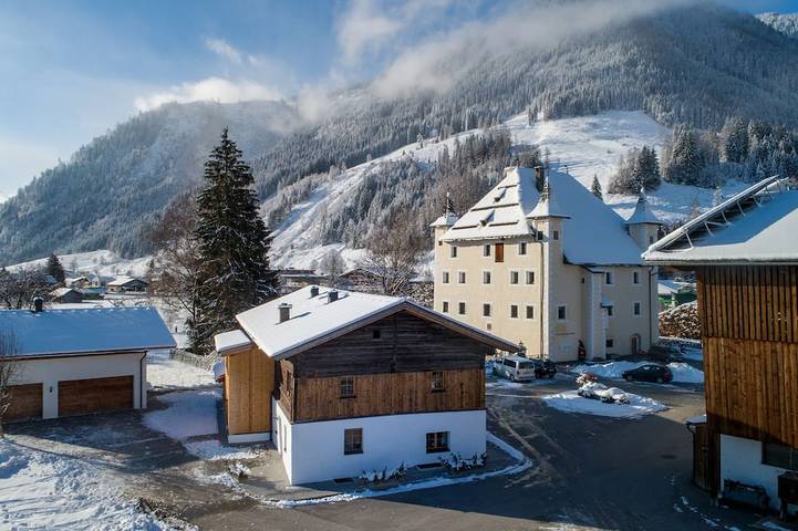 Chalet für 25 Personen, mit Sauna und Garten, mit Haustier