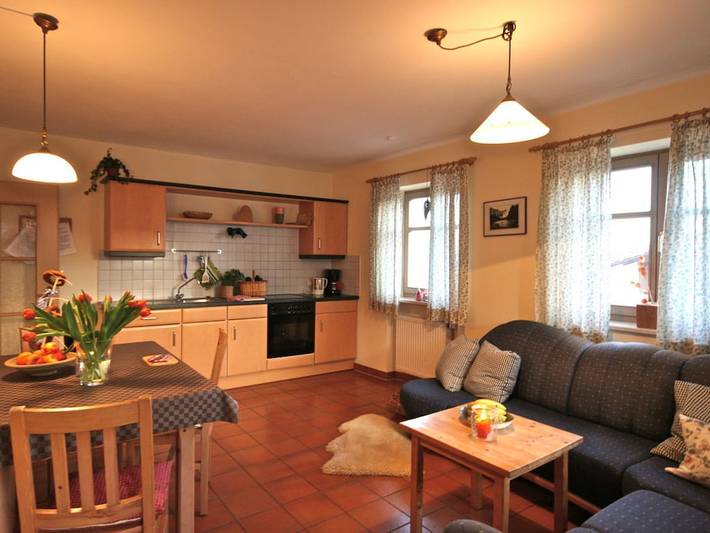 Ferienhaus für 5 Personen, mit Garten und Balkon in Geiersthal