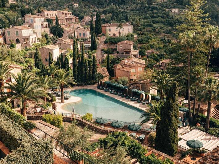 Holiday rental for 3 people, with Terrace and Hot tub as well as Garden and Pool in Deià