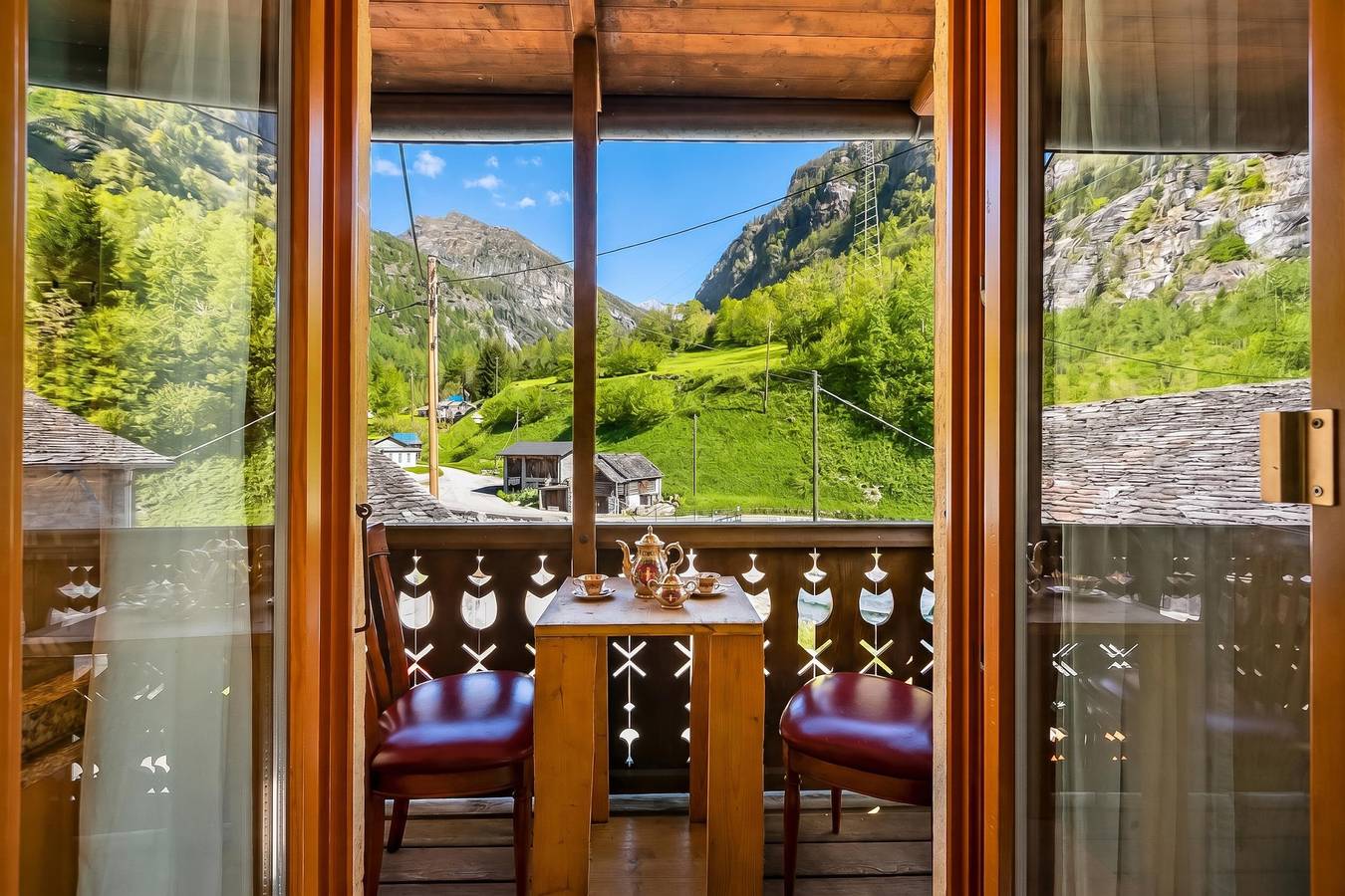 Ganze Wohnung, Casa Andy 1 Val Lavizzara with Views for Four in Lavizzara, Tessiner Alpen