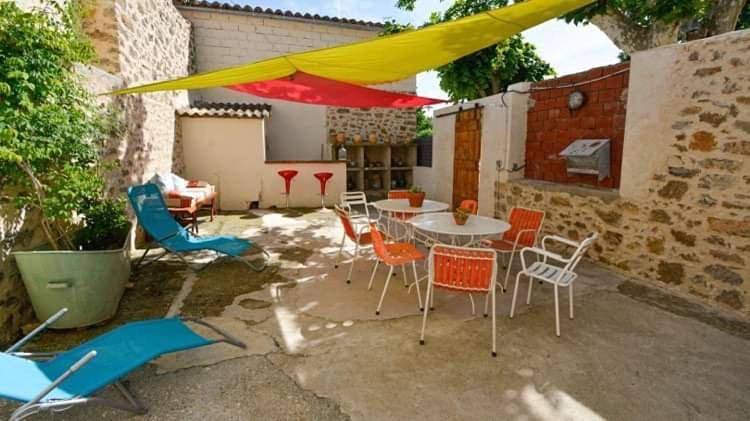 Location de vacances pour 8 personnes, avec piscine et jardin, adapté aux familles à Canet - 4