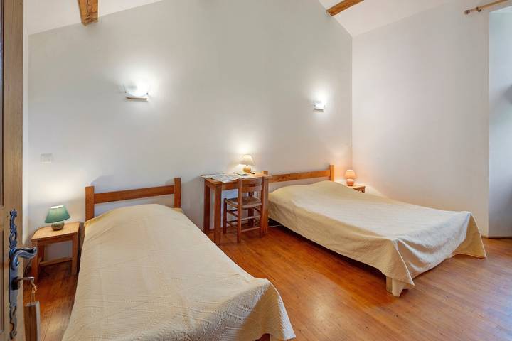 Chambre d’hôte pour 4 personnes, avec Jardin dans Lozère - 2