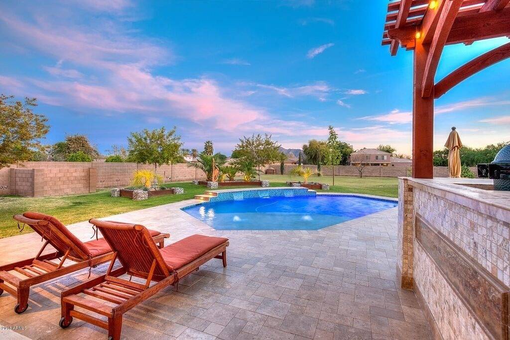 1 Bett / 1 Bad Gehobene Casita, 2/4 Schlafplätze, Garage, Pool, Grill, Privatsphäre in Gilbert, Maricopa County