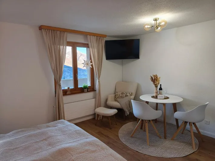 Ferienwohnung für 3 Personen, mit Balkon und Ausblick - 1
