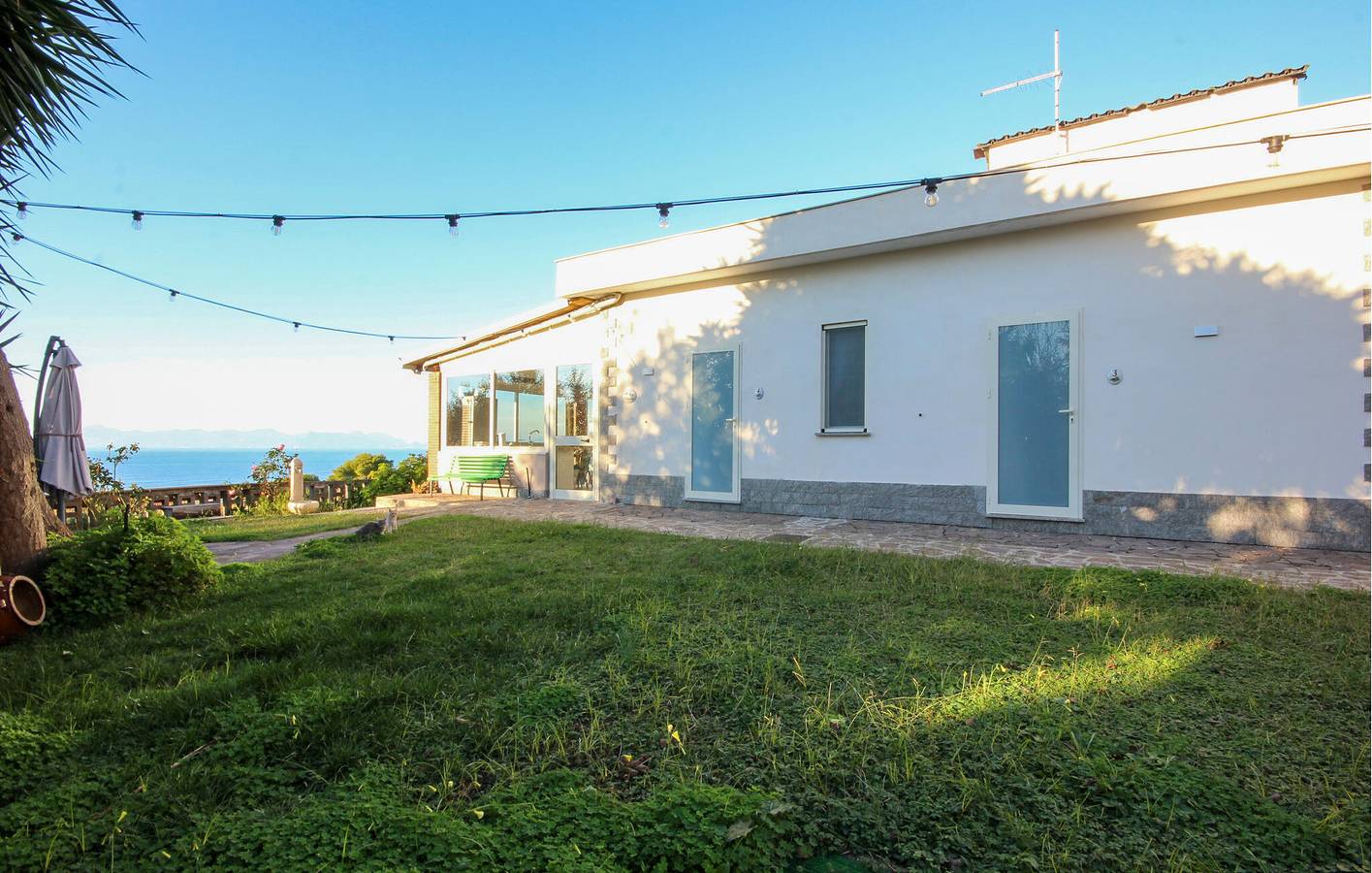 Apartment mit Meerblick, Pool und WLAN, 300 m vom Strand entfernt in Cilento